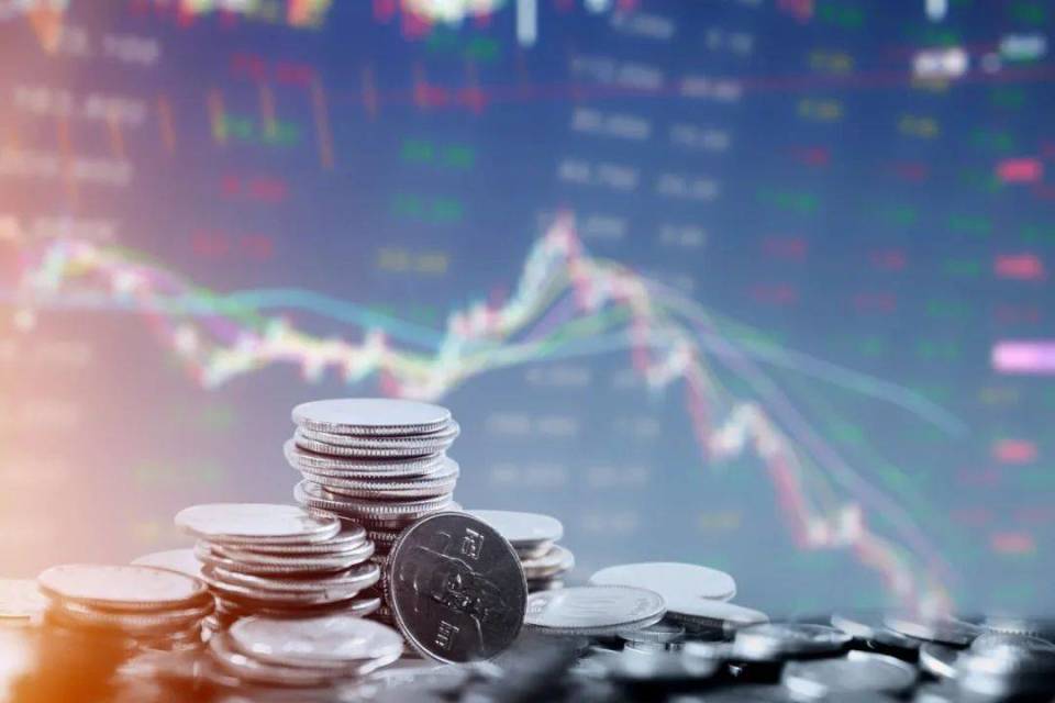 興證全球業(yè)績滑坡的背后 主動權(quán)益類基金三年虧損數(shù)百億元的深度剖析